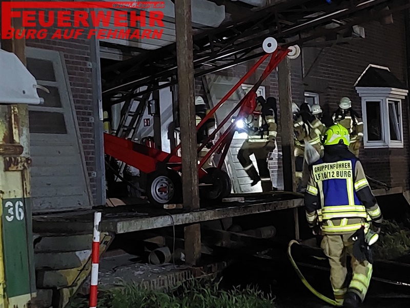 FEU K AUS FEU K AUS